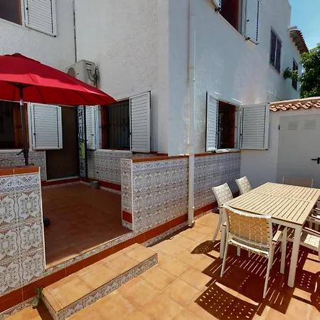 Center Townhouse 24 Beachside Торевьиа